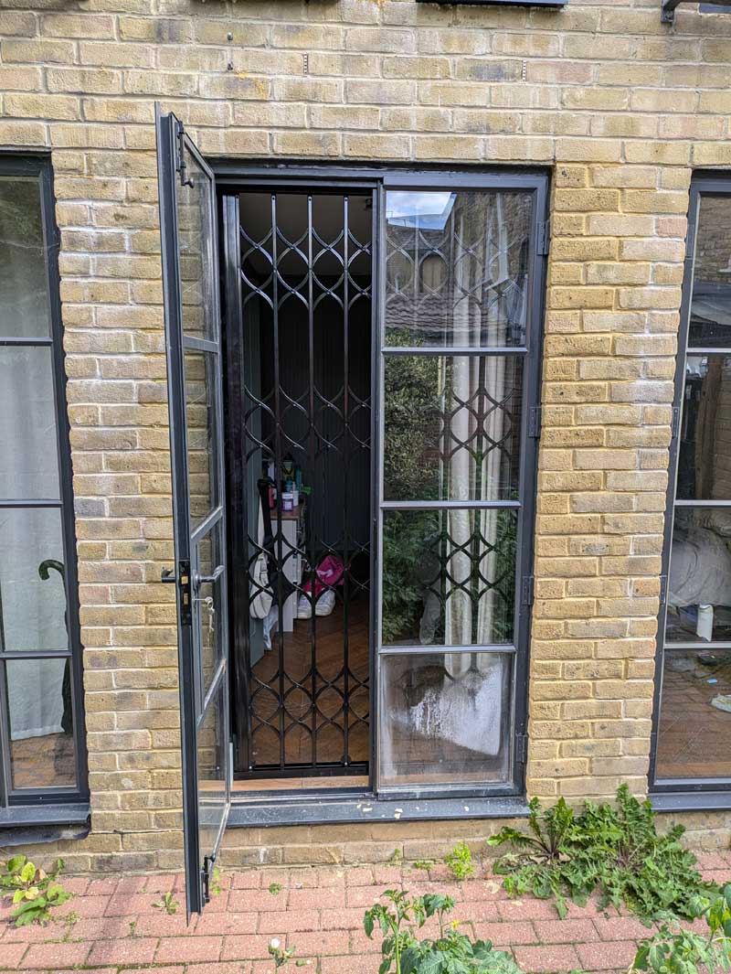 Collapsible Gates s Croydon